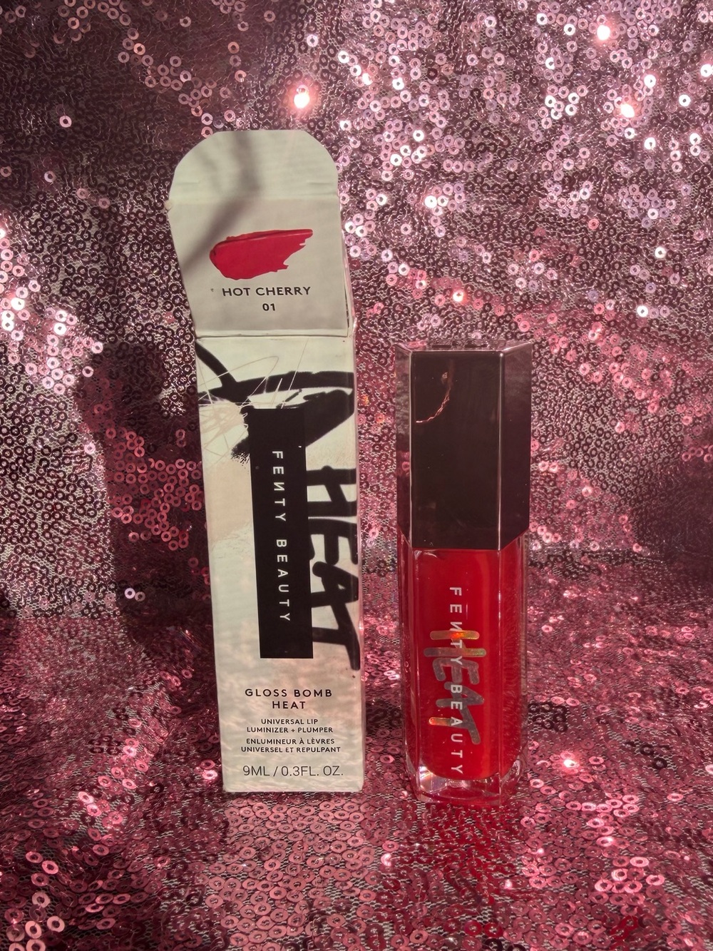 Fenty Beauty Gloss Bomb Heat Lip Luminizer - Hot Cherry